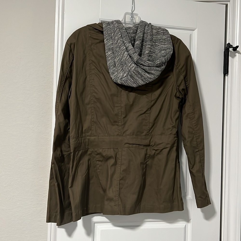 Green Cargo Jacket - Picture 2 of 3